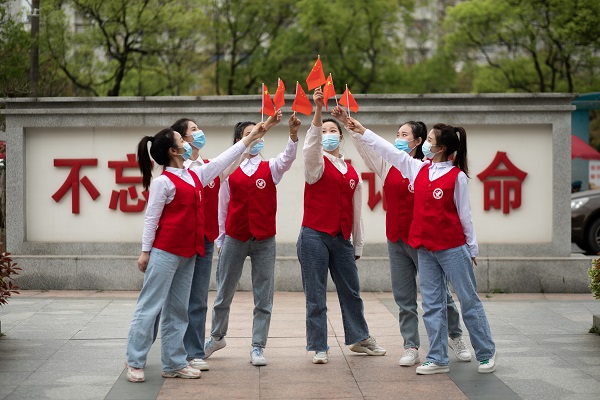 益陽市花鼓戲劇團有限公司,湖南省花鼓戲演出,湖南大型現(xiàn)代花鼓戲